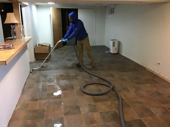 9 Early Signs of Water Damage Long Island Property Owners Should Never Ignore
